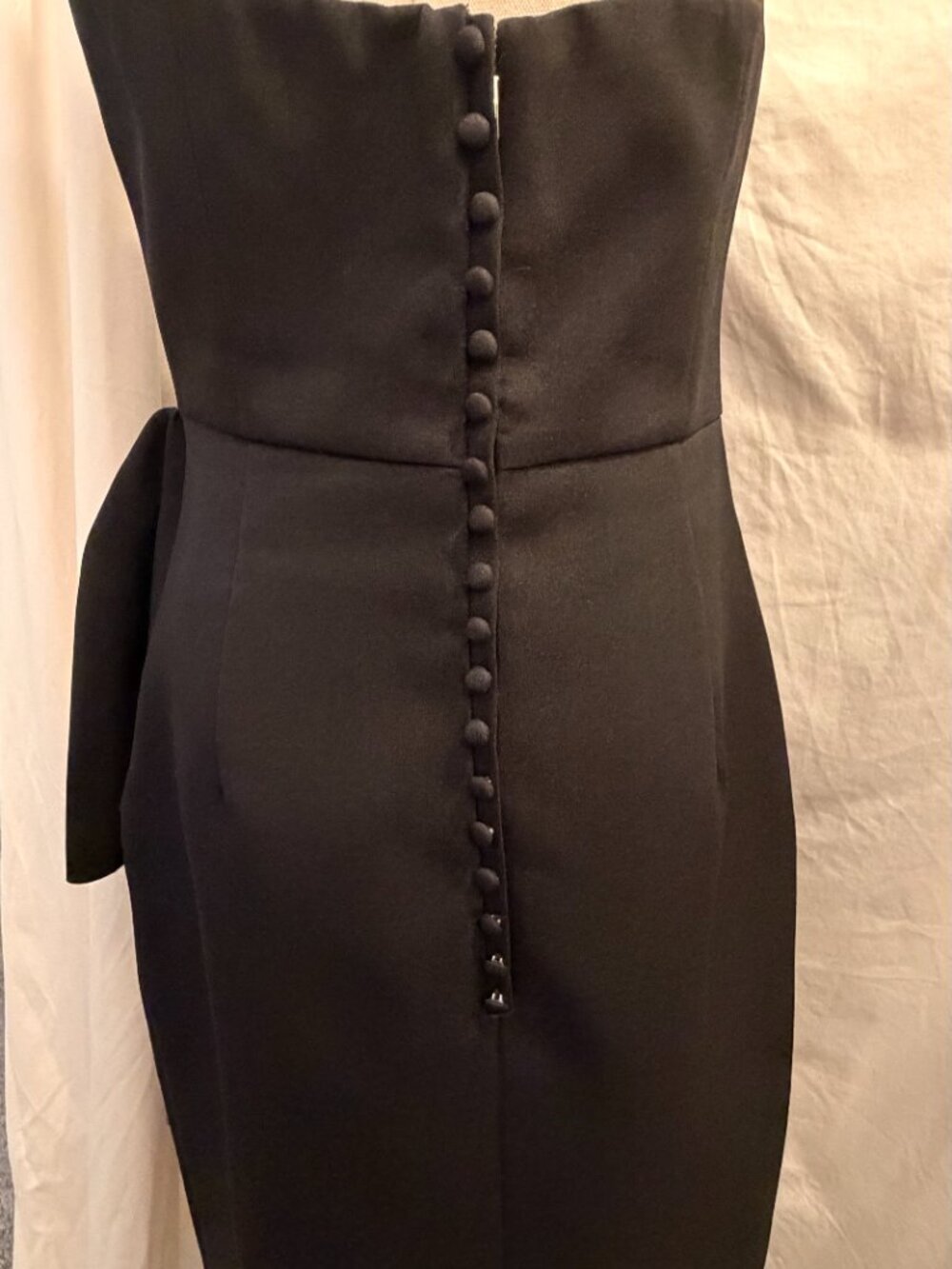 Elliatt Black Strapless Draped Midi Dress Size M - Picture 2 of 4